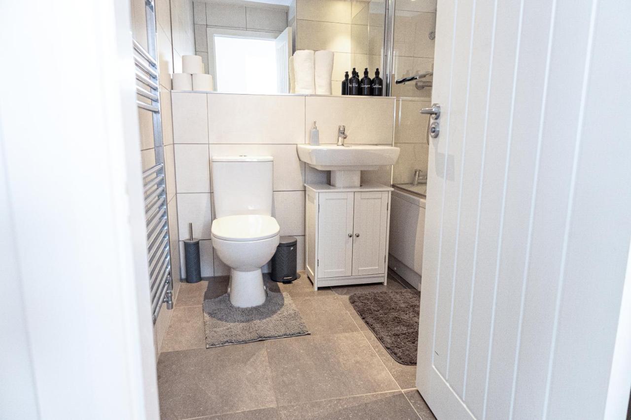 Private Room In A New Build Heanor Exteriör bild
